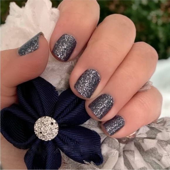 Color Street Moon River FMG096 100% real nail polish strips NIP 16pcs glitter - Picture 1 of 9